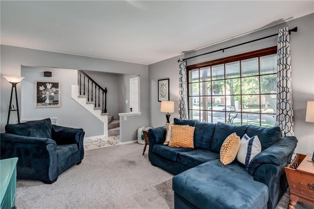 6708 N Euclid Avenue, Gladstone, MO 64118