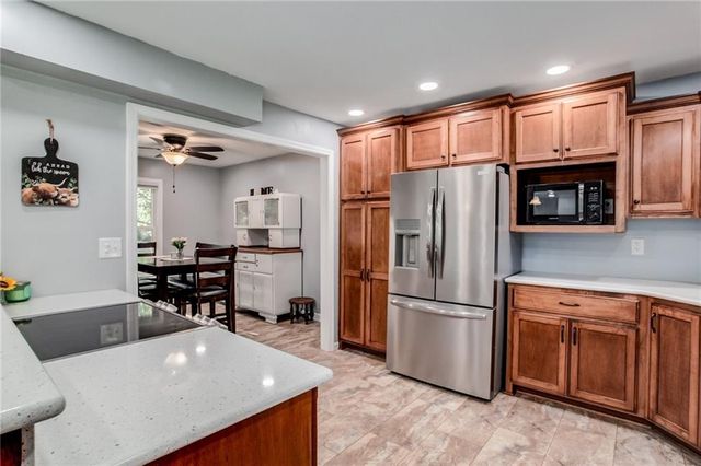 6708 N Euclid Avenue, Gladstone, MO 64118