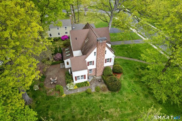 49 Arlington Road, West Hartford, CT 06107