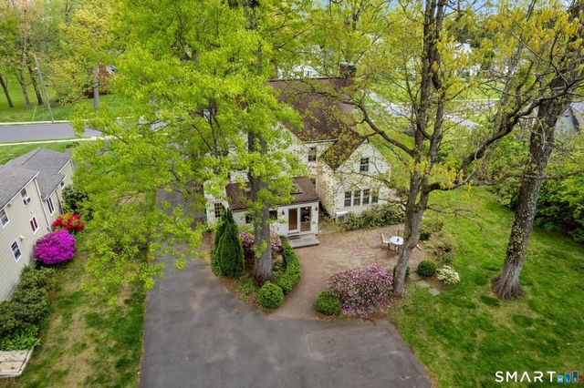 49 Arlington Road, West Hartford, CT 06107