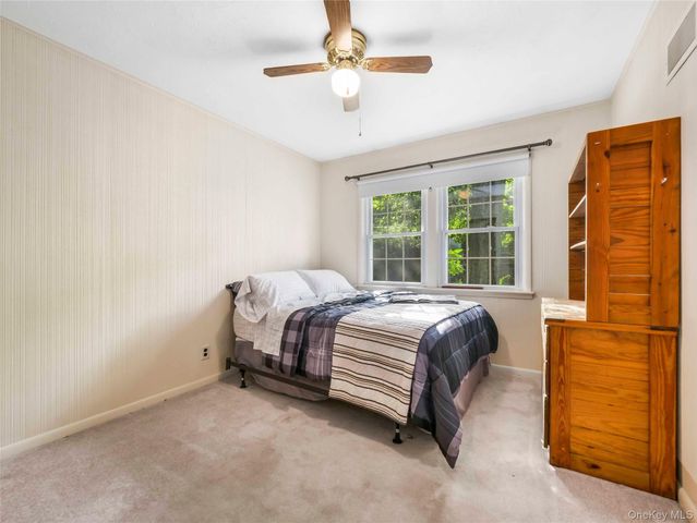 33 Mountain Road, Tuxedo Park, NY 10987