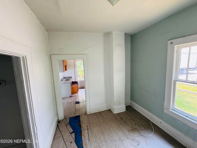 1122 E 1ST Street, Jacksonville, FL 32206