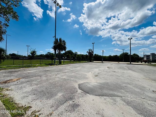 1122 E 1ST Street, Jacksonville, FL 32206