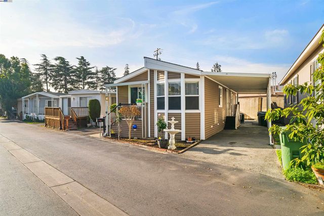 900 Golden Wheel Park Dr SPC 5, San Jose, CA 95112