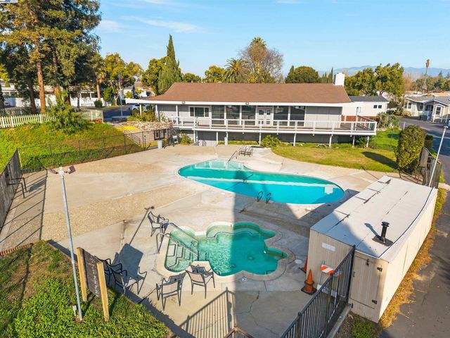 900 Golden Wheel Park Dr SPC 5, San Jose, CA 95112