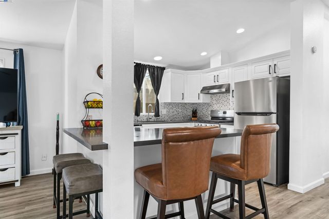 900 Golden Wheel Park Dr SPC 5, San Jose, CA 95112