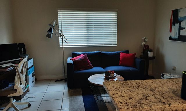 7861 E Exeter Boulevard 102, Fort Lauderdale, FL 33321