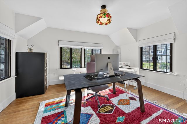 80 Santa Fe Avenue, Hamden, CT 06517