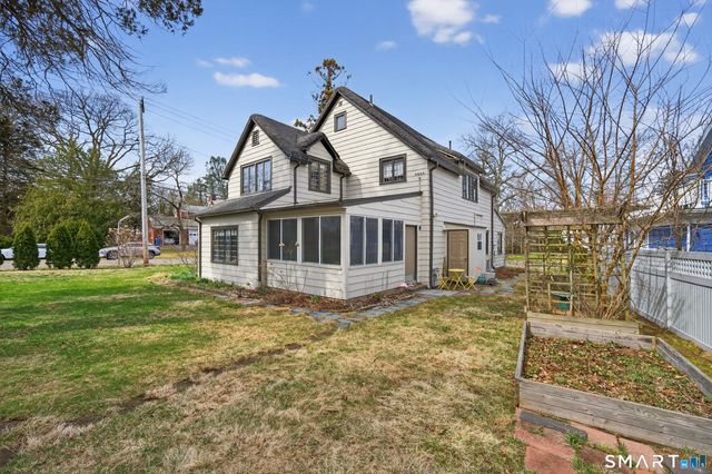 80 Santa Fe Avenue, Hamden, CT 06517