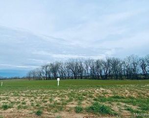 612 Legacy Drive, Waterloo, IL 62298