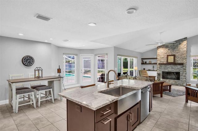 2654 CRYSTAL CIRCLE, Dunedin, FL 34698
