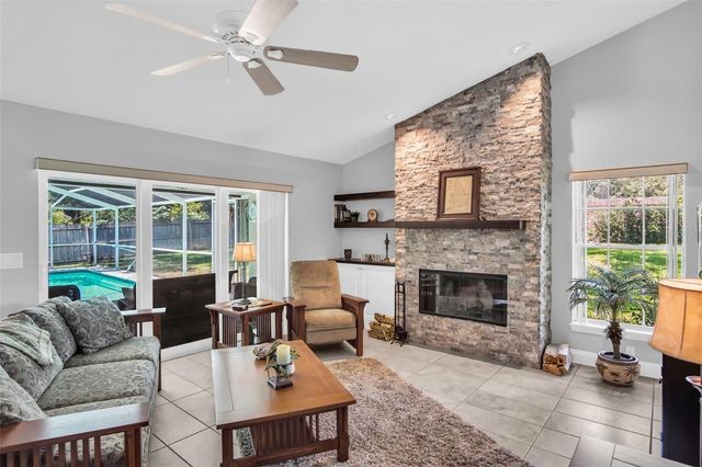 2654 CRYSTAL CIRCLE, Dunedin, FL 34698