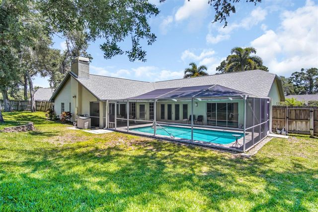 2654 CRYSTAL CIRCLE, Dunedin, FL 34698