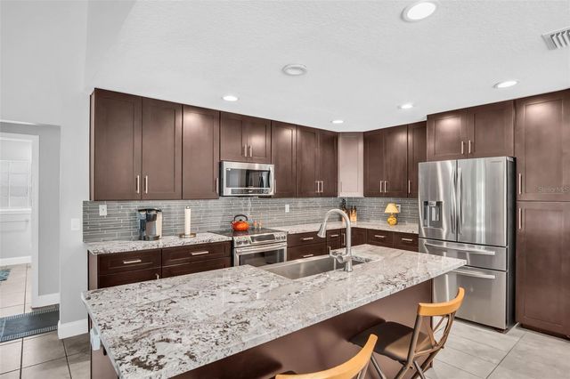 2654 CRYSTAL CIRCLE, Dunedin, FL 34698