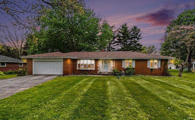 52335 Scott Street, South Bend, IN 46637