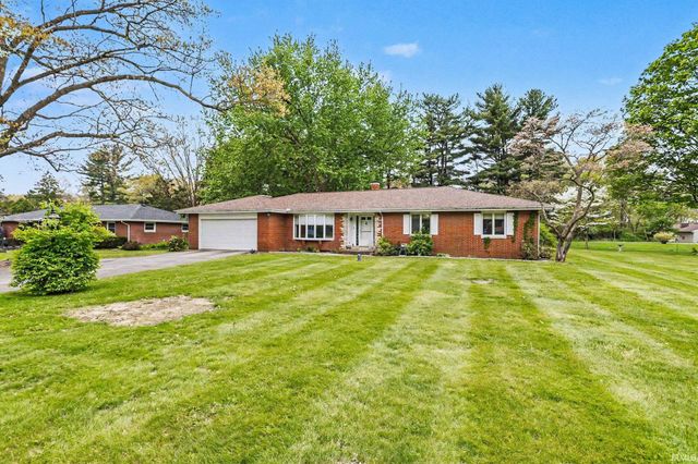 52335 Scott Street, South Bend, IN 46637