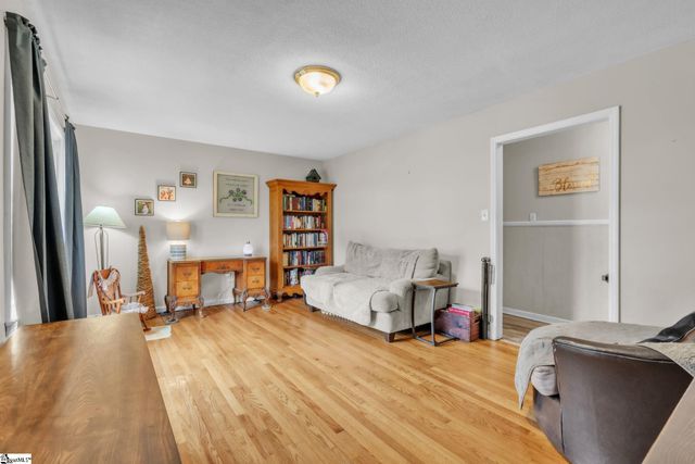 117 Lincoln Drive, Spartanburg, SC 29306