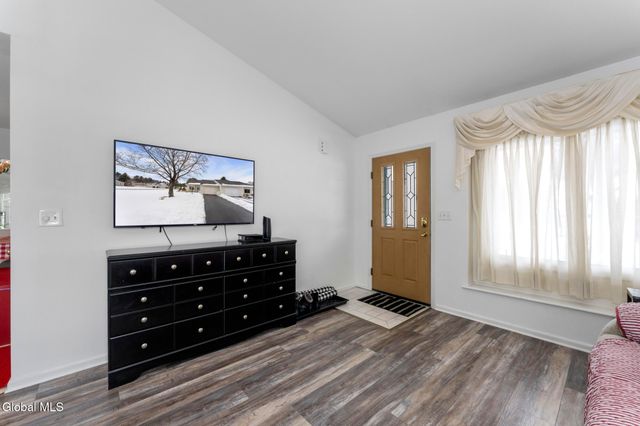 119 Fort Hunter Road, Guilderland, NY 12303