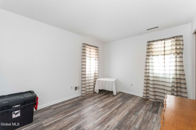 119 Fort Hunter Road, Guilderland, NY 12303