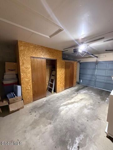 119 Fort Hunter Road, Guilderland, NY 12303