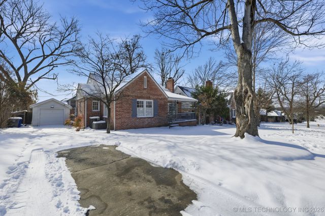 1608 E 35th Street, Tulsa, OK 74105