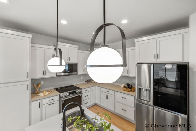 5111 CARLA DR, Cheyenne, WY 82009