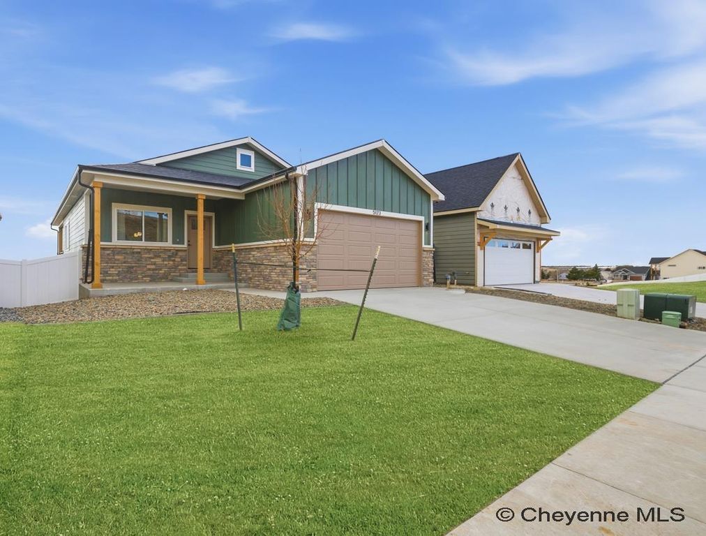 5111 CARLA DR, Cheyenne, WY 82009