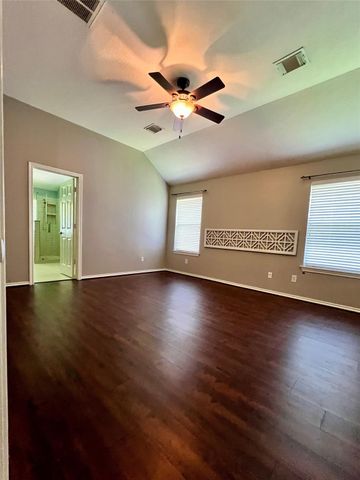67 N Merryweather Circle, Conroe, TX 77384