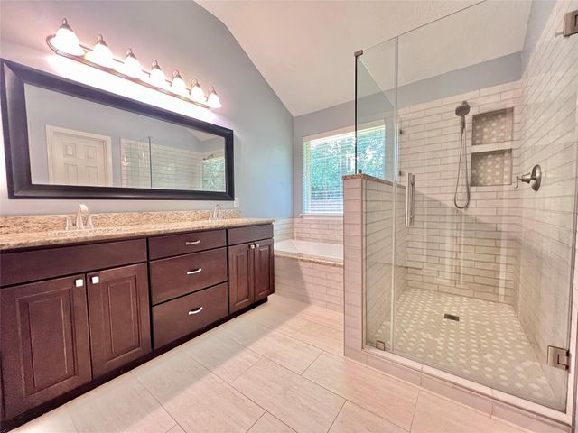 67 N Merryweather Circle, Conroe, TX 77384