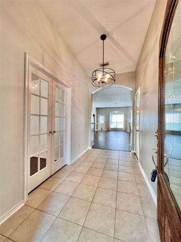 67 N Merryweather Circle, Conroe, TX 77384