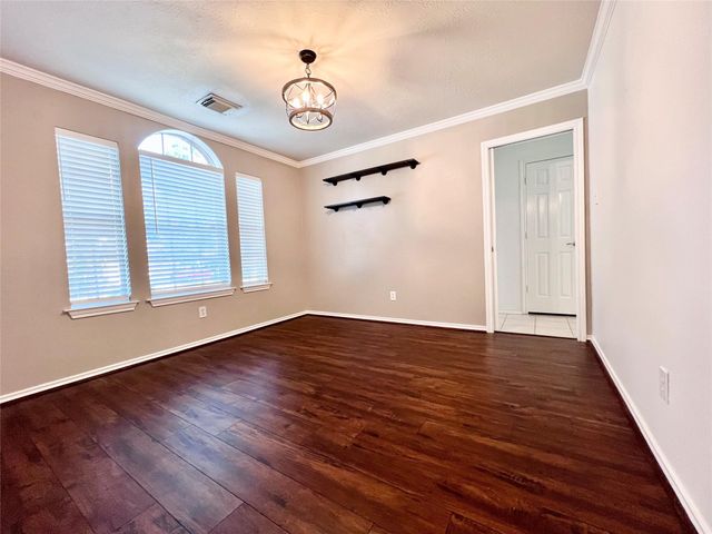 67 N Merryweather Circle, Conroe, TX 77384
