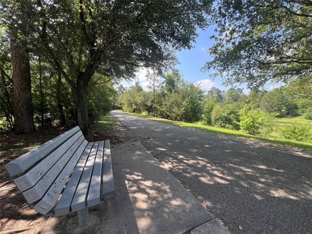 67 N Merryweather Circle, Conroe, TX 77384