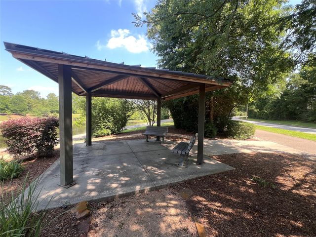 67 N Merryweather Circle, Conroe, TX 77384