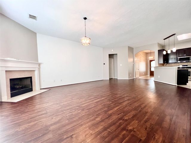 67 N Merryweather Circle, Conroe, TX 77384