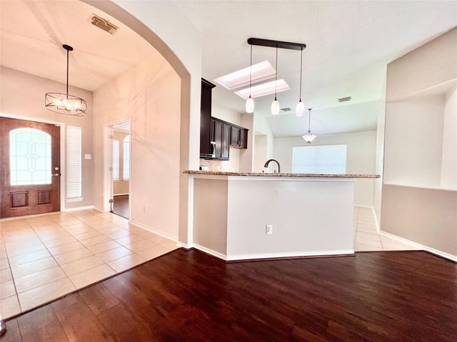 67 N Merryweather Circle, Conroe, TX 77384