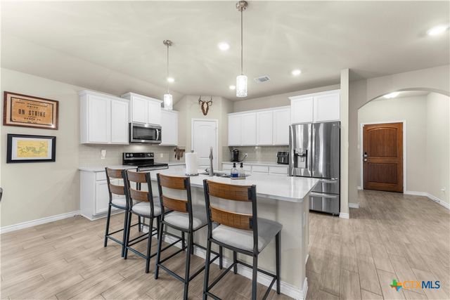 5873 Copano Loop, Belton, TX 76513