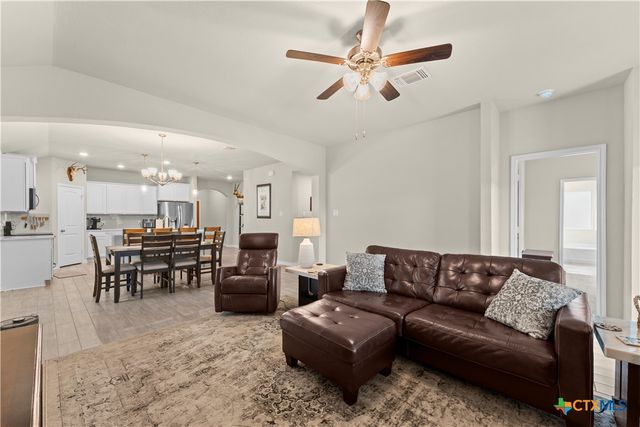 5873 Copano Loop, Belton, TX 76513