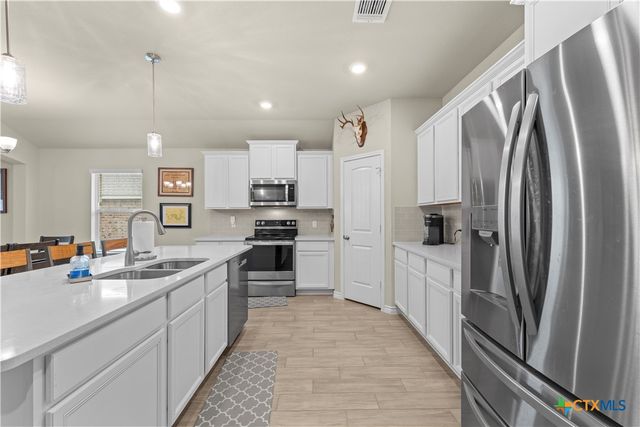 5873 Copano Loop, Belton, TX 76513