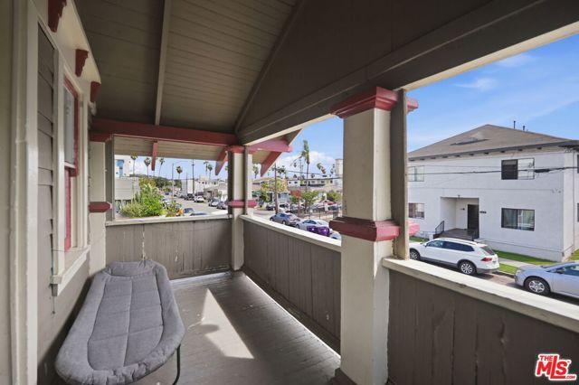 201 E Eagle Street, Long Beach, CA 90806