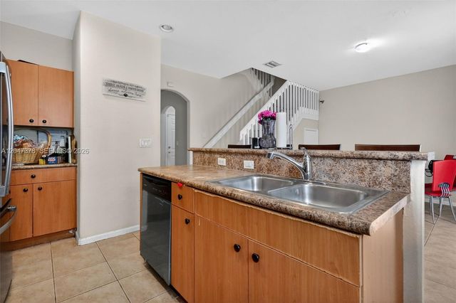 2671 SW 85th Terrace 103, Miramar, FL 33025