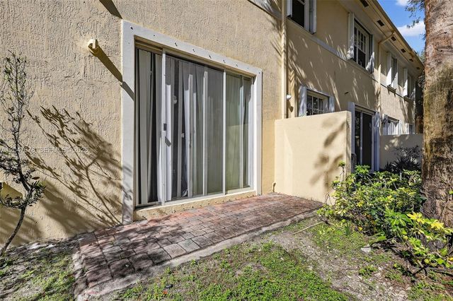 2671 SW 85th Terrace 103, Miramar, FL 33025