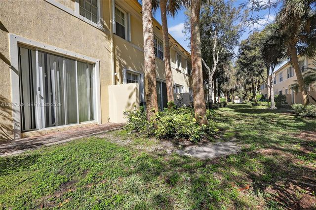 2671 SW 85th Terrace 103, Miramar, FL 33025