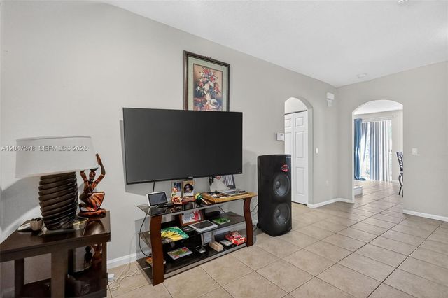 2671 SW 85th Terrace 103, Miramar, FL 33025