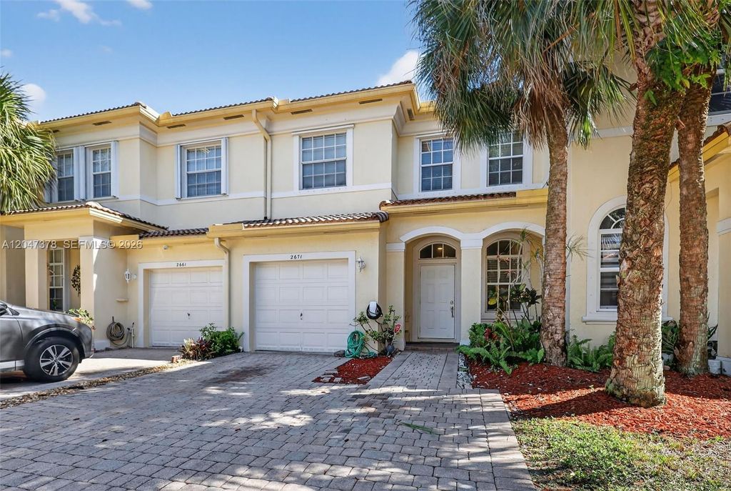 2671 SW 85th Terrace 103, Miramar, FL 33025