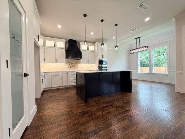 242 Prasifka Street, Hutchins, TX 75141