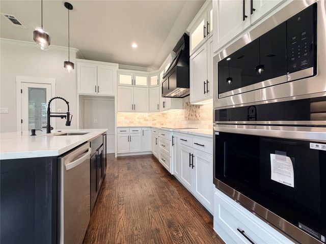 242 Prasifka Street, Hutchins, TX 75141