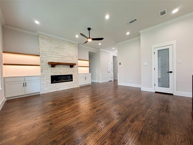 242 Prasifka Street, Hutchins, TX 75141