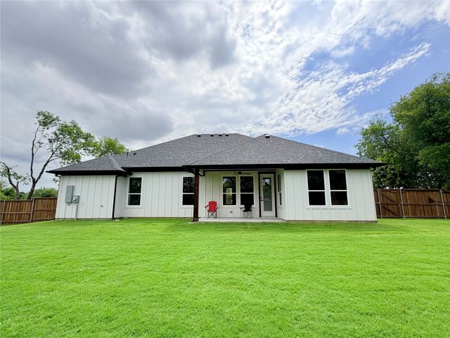 242 Prasifka Street, Hutchins, TX 75141
