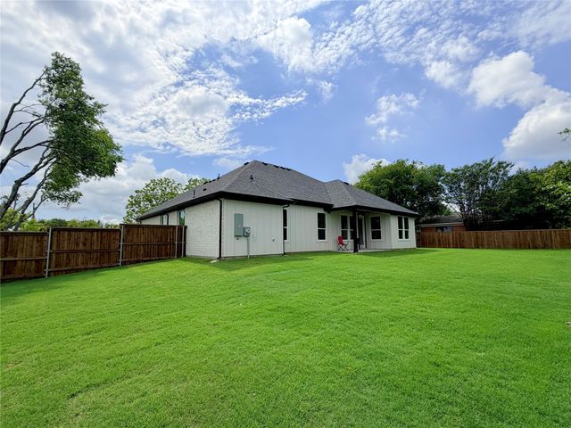 242 Prasifka Street, Hutchins, TX 75141