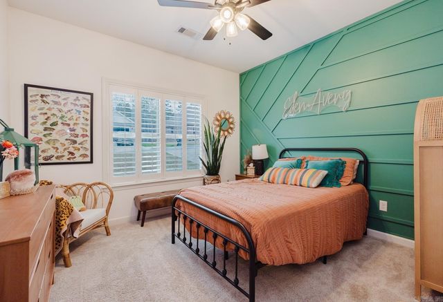 18556 Parkway Pines Drive, Bauxite, AR 72011